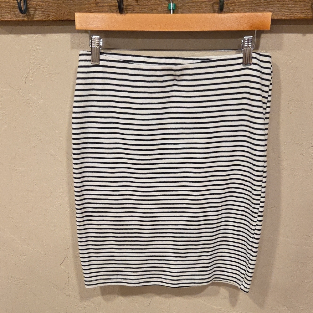 SO Black and White Striped Pencil Skirt Size L